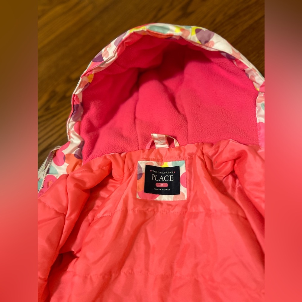 THE CHILDREN'S PLACE Bright Heart
Hooded Warm Jacket 2T - Picture 3 of 14